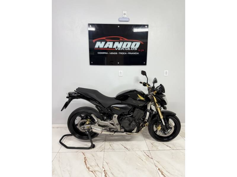 HONDA - CB 600F - 2010/2010 - Preta - R$ 36.990,00