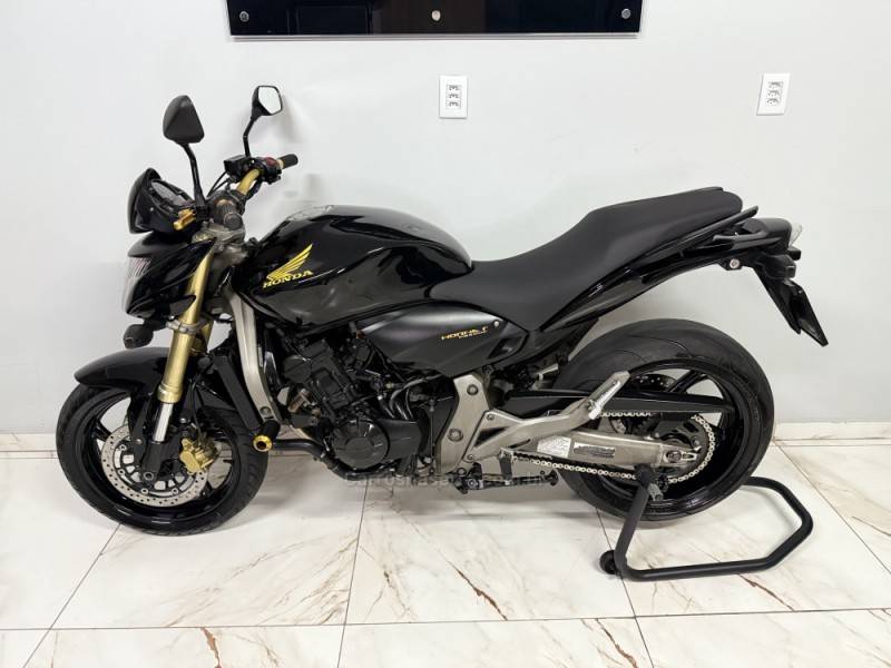 HONDA - CB 600F - 2010/2010 - Preta - R$ 36.990,00