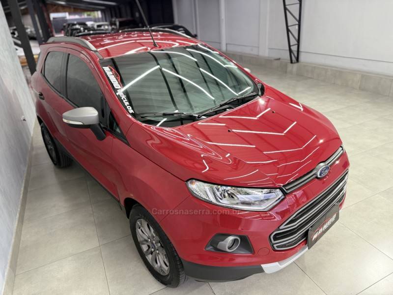 FORD - ECOSPORT - 2017/2017 - Vermelha - R$ 63.990,00