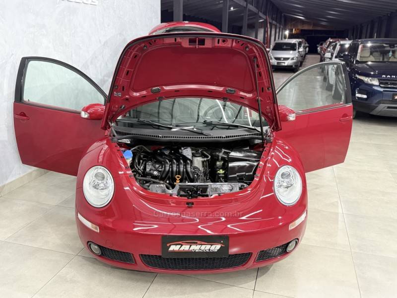 VOLKSWAGEN - NEW BEETLE - 2009/2009 - Vermelha - R$ 59.990,00