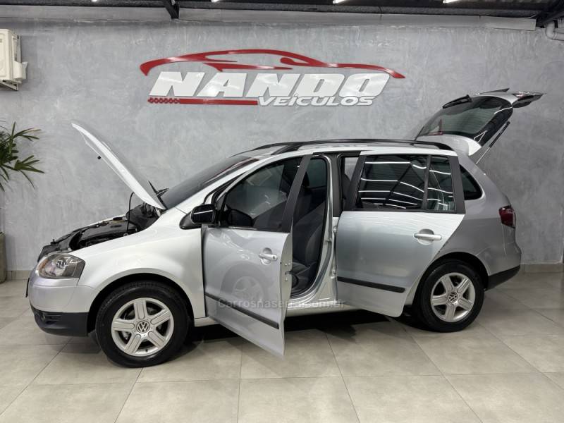 VOLKSWAGEN - SPACEFOX - 2009/2009 - Prata - R$ 32.990,00