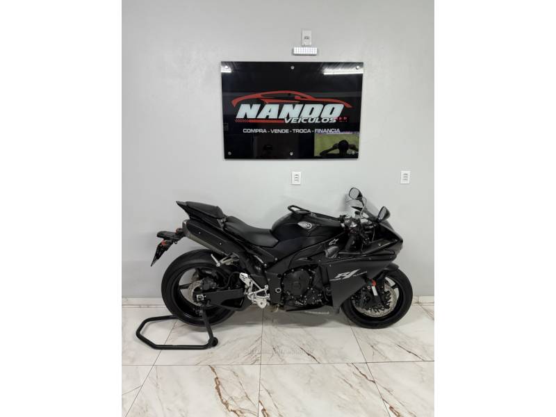 YAMAHA - YZF - 2010/2010 - Preta - R$ 39.990,00