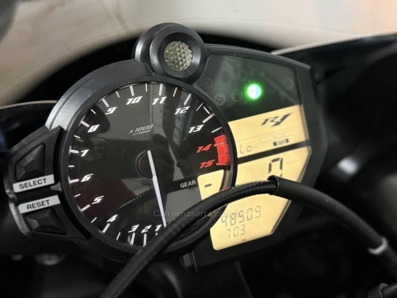 YAMAHA - YZF - 2010/2010 - Preta - R$ 39.990,00