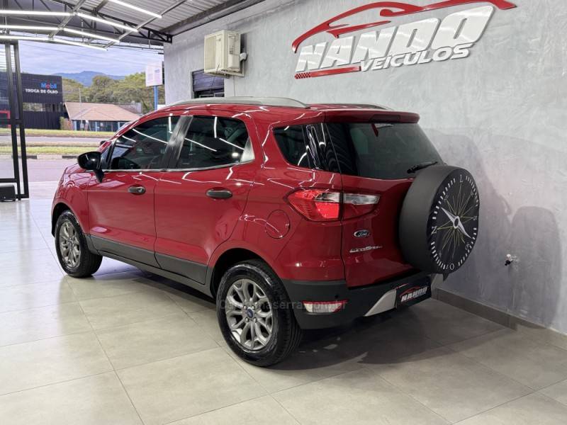 FORD - ECOSPORT - 2017/2017 - Vermelha - R$ 63.990,00