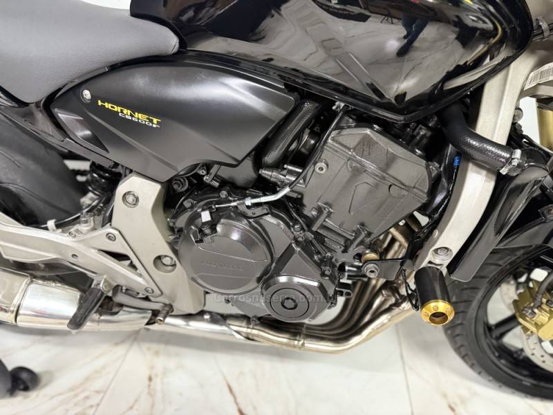 HONDA - CB 600F - 2010/2010 - Preta - R$ 36.990,00