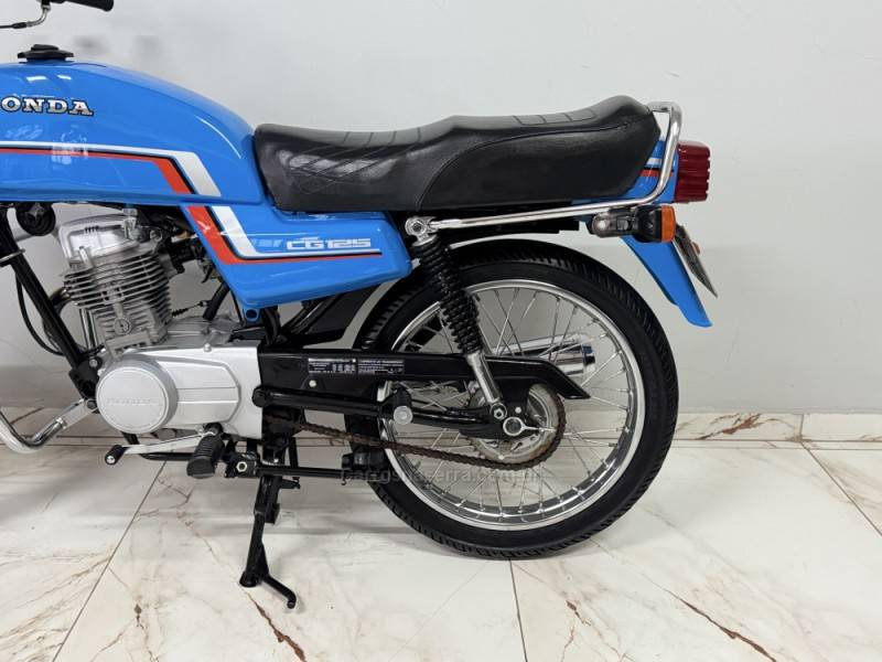 HONDA - CG 125 - 1983/1983 - Azul - R$ 12.990,00