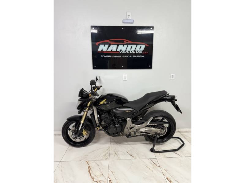 HONDA - CB 600F - 2010/2010 - Preta - R$ 36.990,00