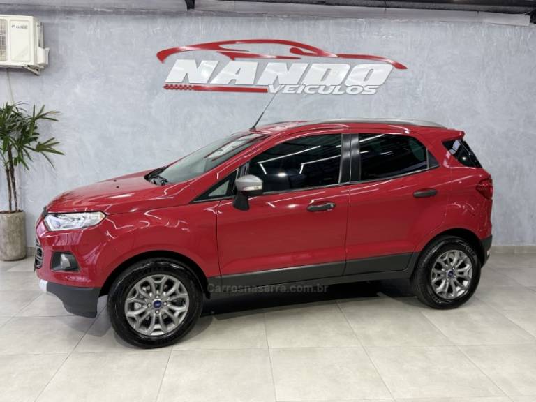 FORD - ECOSPORT - 2017/2017 - Vermelha - R$ 63.990,00