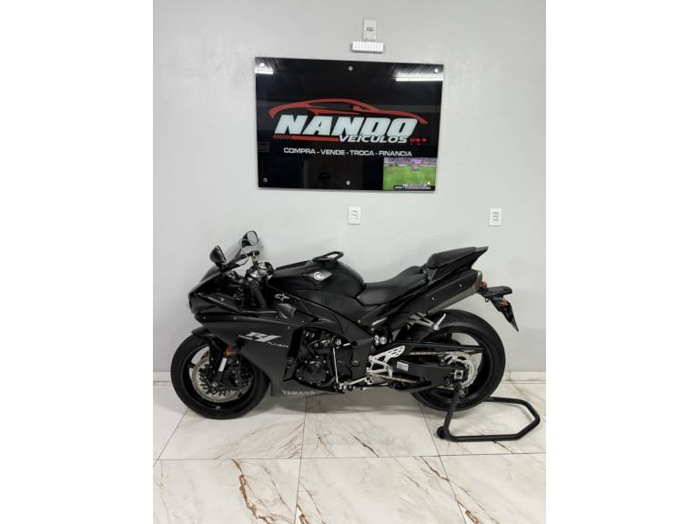 YAMAHA - YZF - 2010/2010 - Preta - R$ 39.990,00