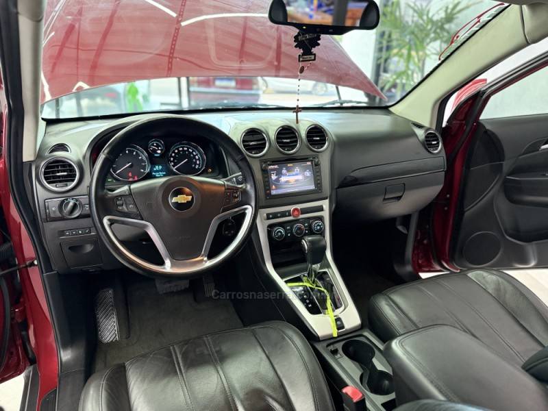 CHEVROLET - CAPTIVA - 2013/2013 - Vermelha - R$ 52.990,00