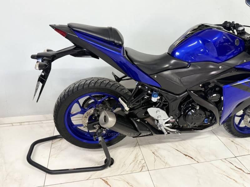 YAMAHA - YZF - 2019/2019 - Azul - R$ 24.990,00