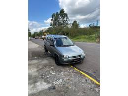 CHEVROLET - CORSA - 1997/1997 - Cinza - R$ 11.990,00