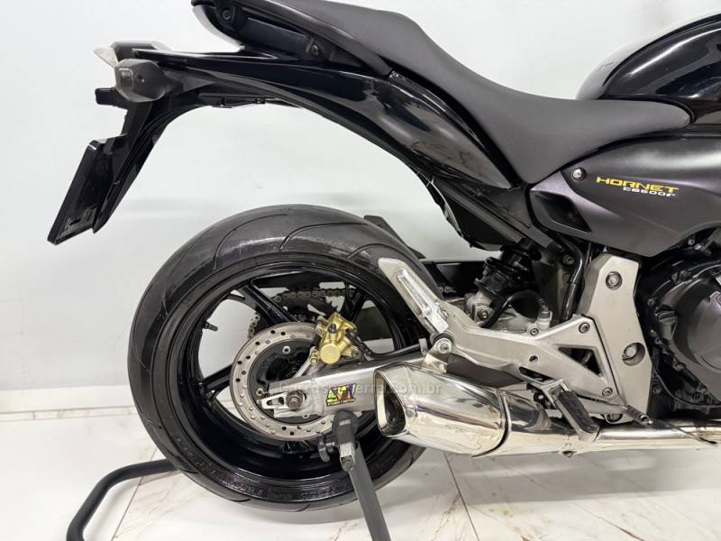 HONDA - CB 600F - 2010/2010 - Preta - R$ 36.990,00