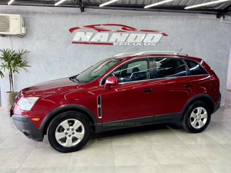CHEVROLET - CAPTIVA - 2013/2013 - Vermelha - R$ 52.990,00