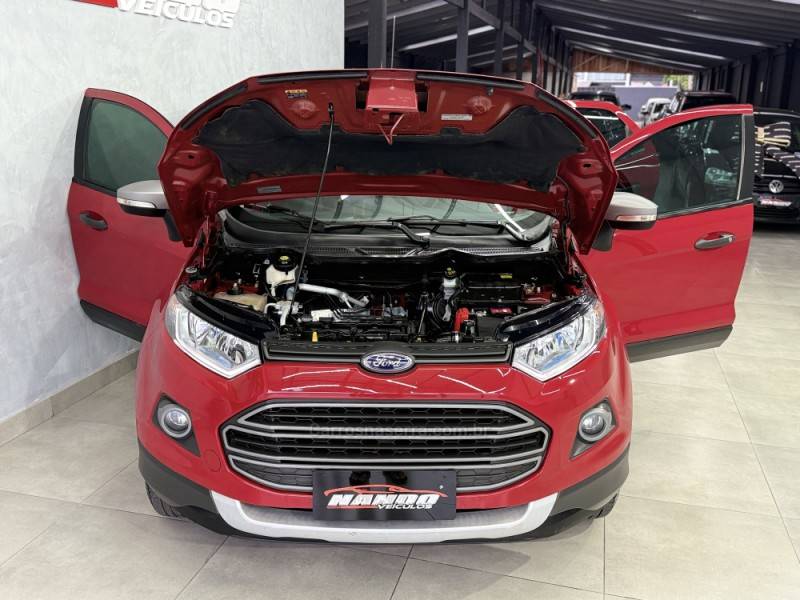 FORD - ECOSPORT - 2017/2017 - Vermelha - R$ 63.990,00