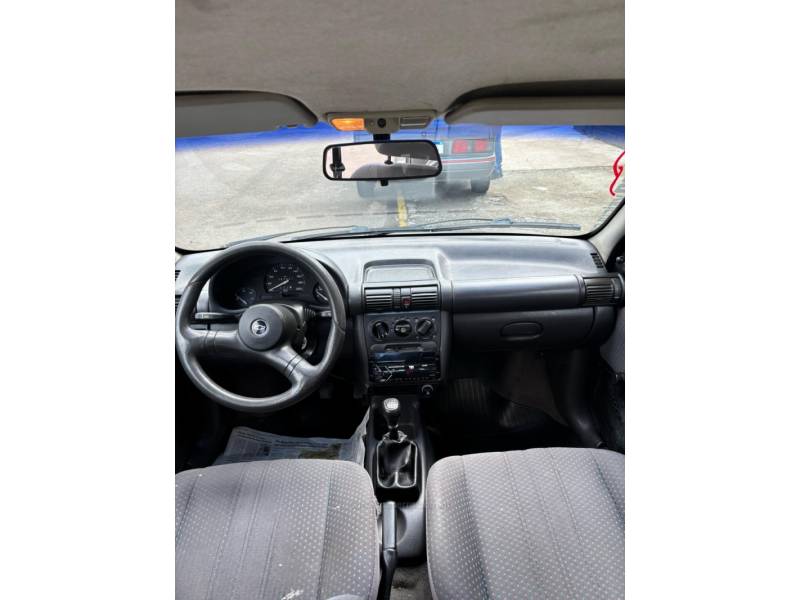 CHEVROLET - CORSA - 1997/1997 - Cinza - R$ 11.990,00