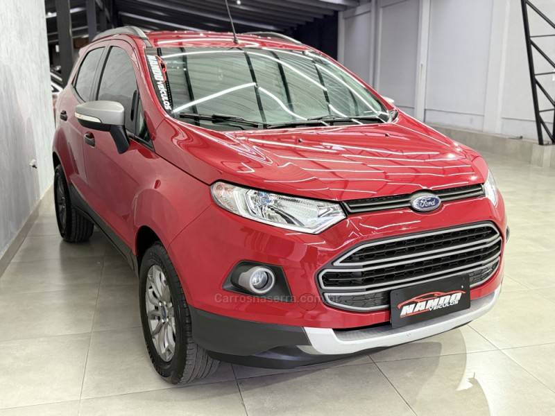 FORD - ECOSPORT - 2017/2017 - Vermelha - R$ 63.990,00