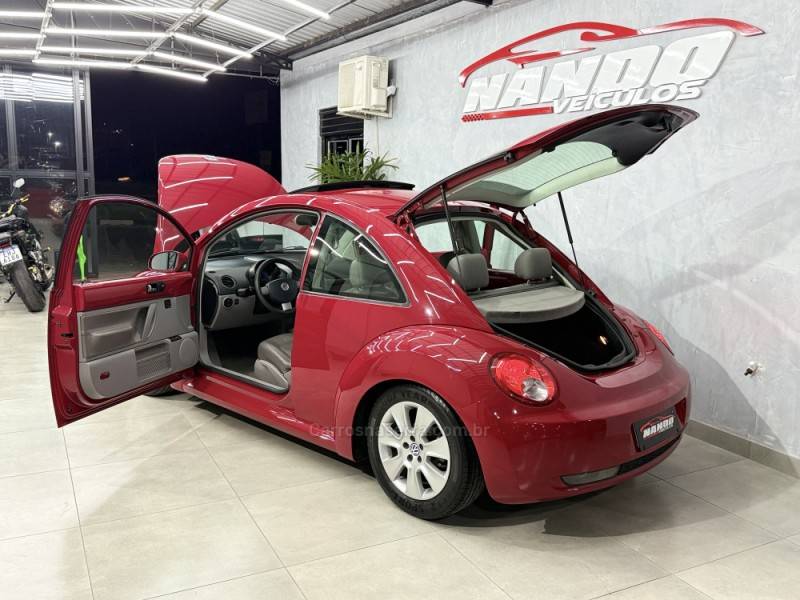 VOLKSWAGEN - NEW BEETLE - 2009/2009 - Vermelha - R$ 59.990,00
