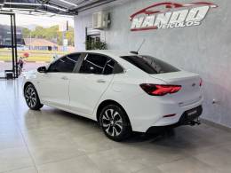 CHEVROLET - ONIX - 2023/2023 - Branca - R$ 93.990,00