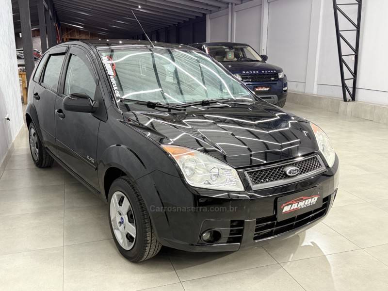 FORD - FIESTA - 2010/2010 - Preta - R$ 27.990,00