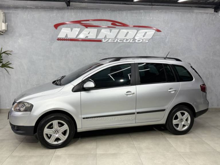 VOLKSWAGEN - SPACEFOX - 2009/2009 - Prata - R$ 32.990,00